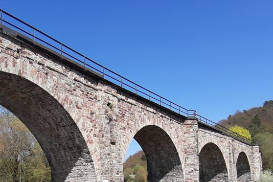 **Viadukt zwischen Oberscheld und Niederscheld**
(c) 2019 – Heimat- und Museumsverein