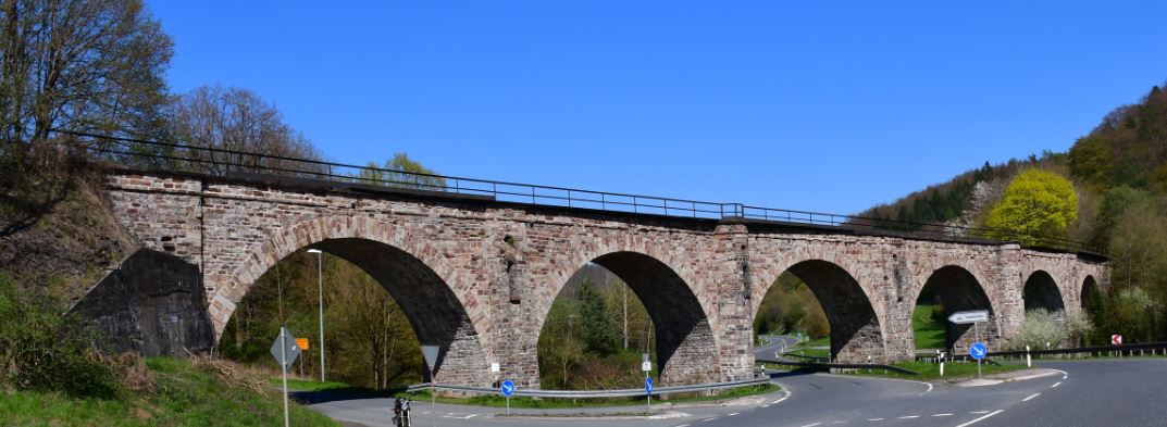 **Viadukt Niederscheld** (c) 2019 – Heimat- und Museumsverein